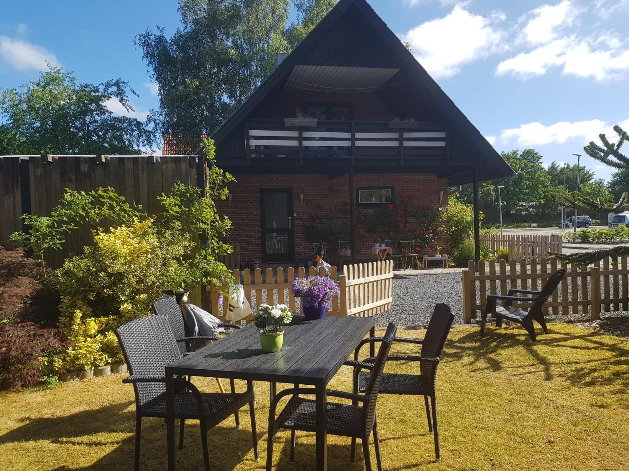 5min Walk To Lego House - Two Bedrooms On Loft Floor With Balcony * With Garden Apartment